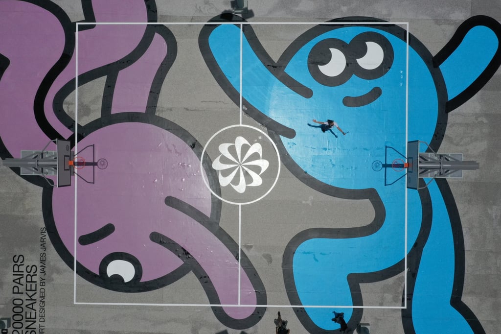 A view of the court that is made from 20,000 pairs of used shoes and recycled materials. Photo: Winson Wong A view of the court that is made from 20,000 pairs of used shoes and recycled materials. Photo: Winson Wong