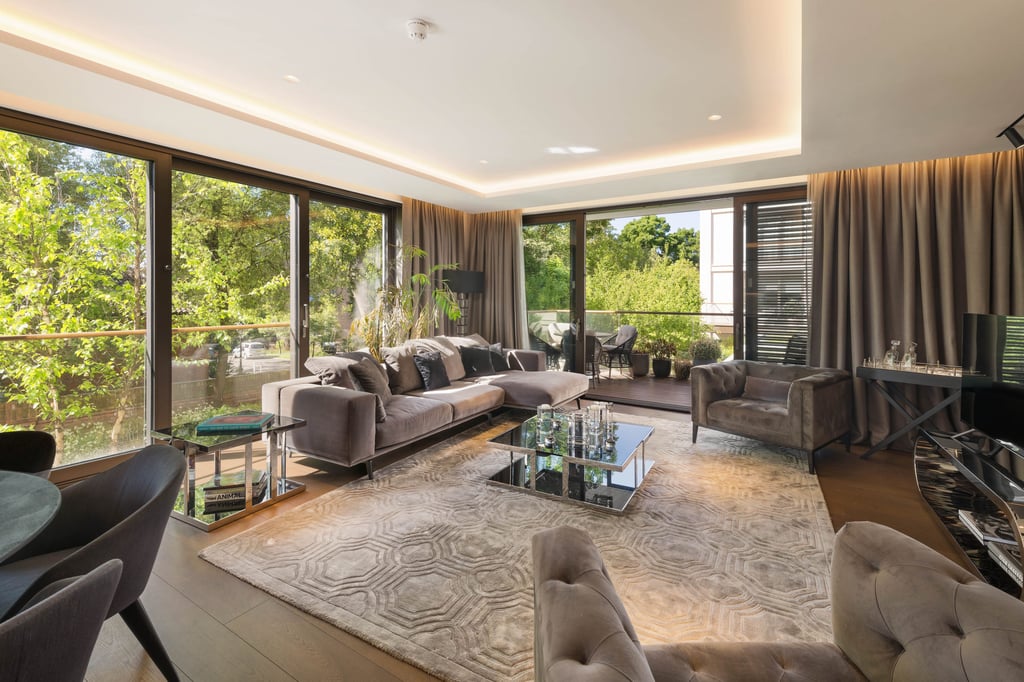 6 Campden Hill, London: a three-bedroom flat in prestigious gated development Holland Park, for sale for US$10.38 million. Photo: Knight Frank 6 Campden Hill, London: a three-bedroom flat in prestigious gated development Holland Park, for sale for US$10.38 million. Photo: Knight Frank