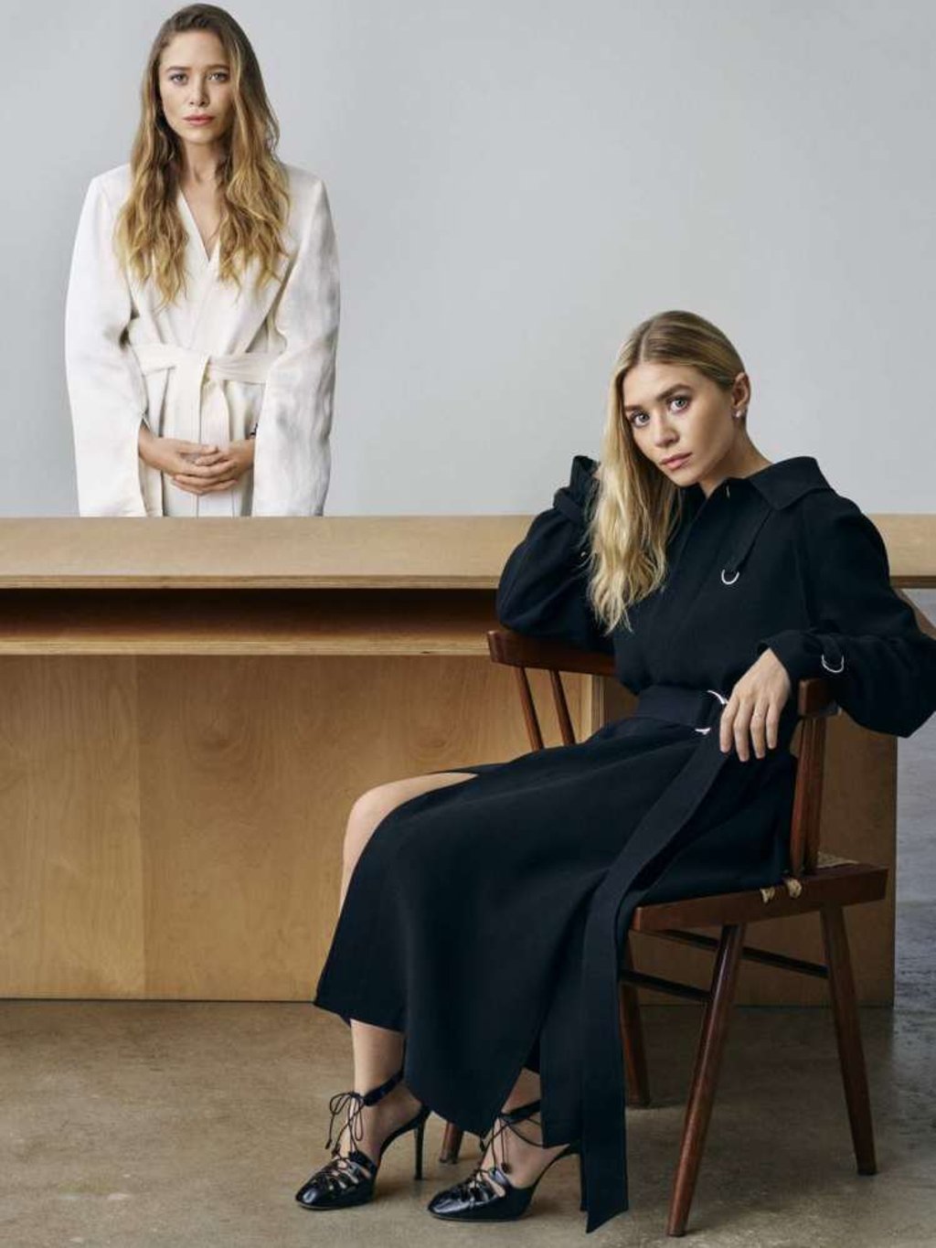 Mary-Kate and Ashley Olsen in their Elizabeth and James label. Photo: @KALELAURENT/Twitter