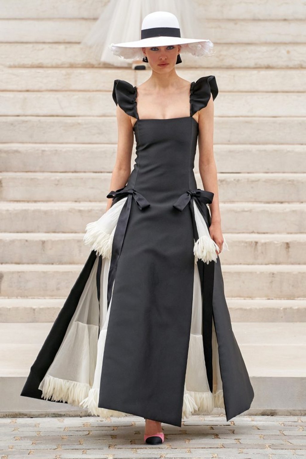 Chanel's Impressionist-inspired Paris Fashion Week show