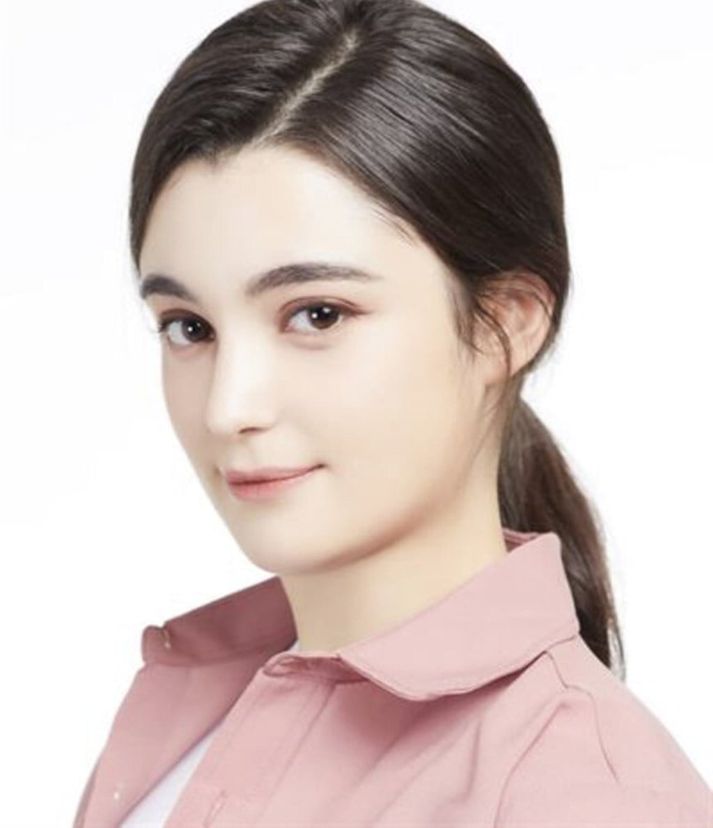 “The webtoon’s digital format is something the French market hasn’t seen before,” says Frenchwoman Adelaide Lucena, another webtoon fan. Photo: Courtesy of Adelaide Lucena