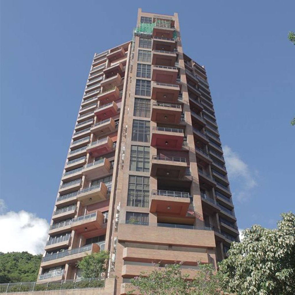 The Somerset building in Repulse Bay on the back of Hong Kong Island. Photo: hongkongcard.com The Somerset building in Repulse Bay on the back of Hong Kong Island. Photo: hongkongcard.com