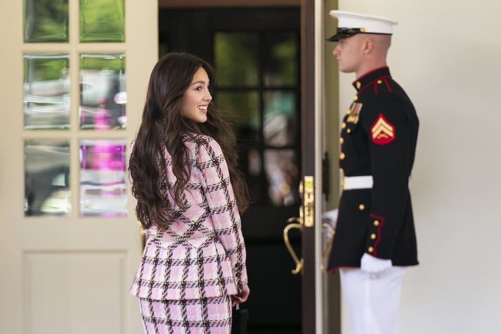 Actress Olivia Rodrigo glances back as she enters the West Wing of the White House on July 14, 2021. Photo: AP Photo