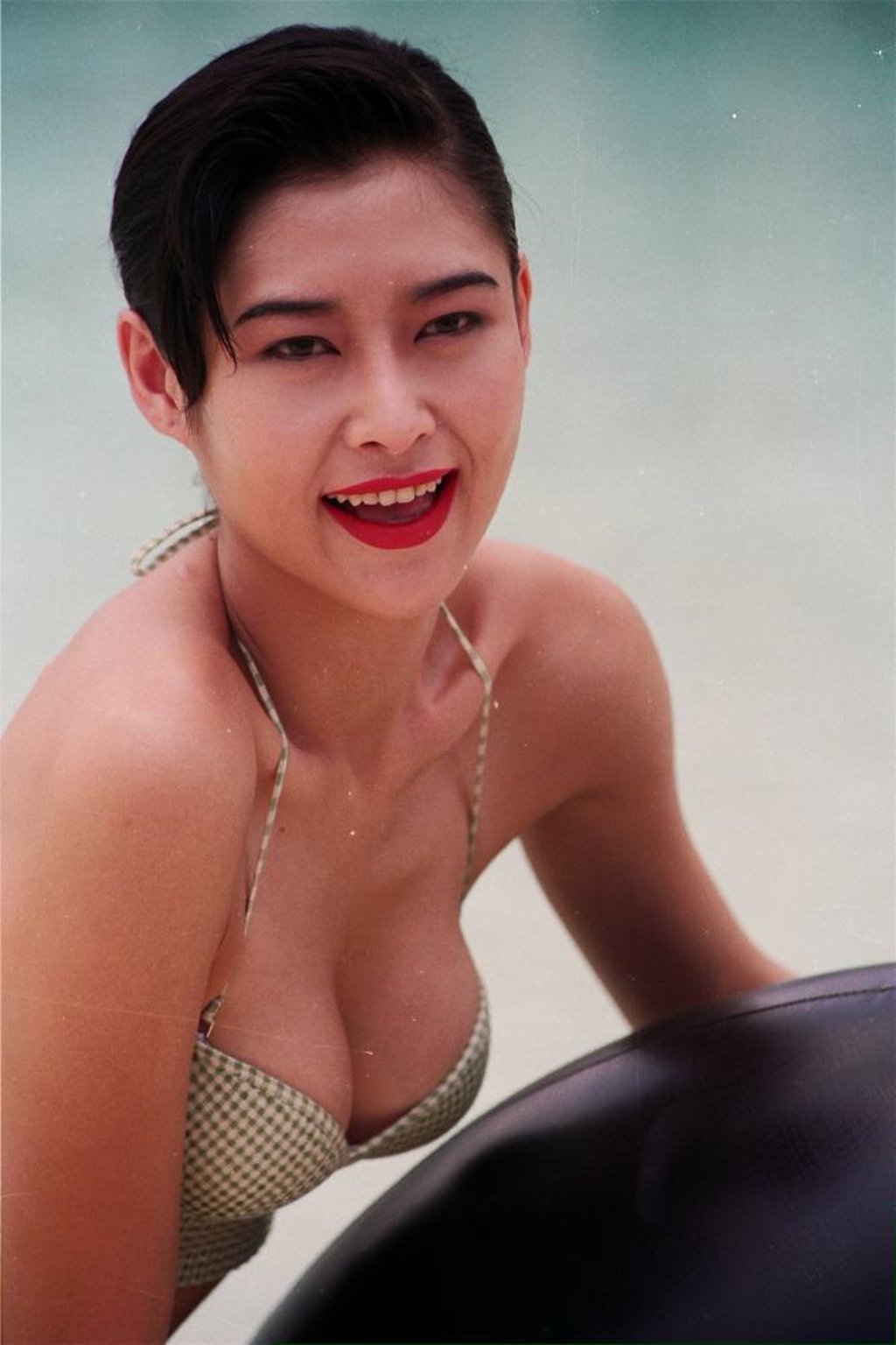 Actress Veronica Yip Yuk-hing at a swimming competition held as part of the campaign to support Beijing’s bid for the 2000 Olympic Games. Photo: SCMP
