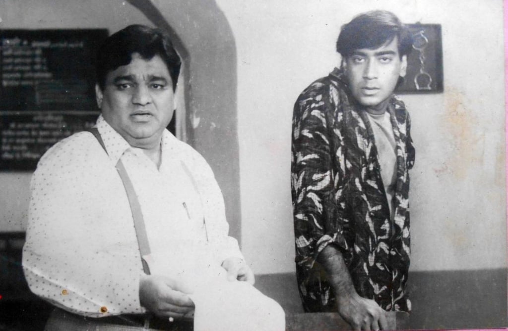 Harish Patel and Ajay Devgn. Photo: @MuVyz/Twitter