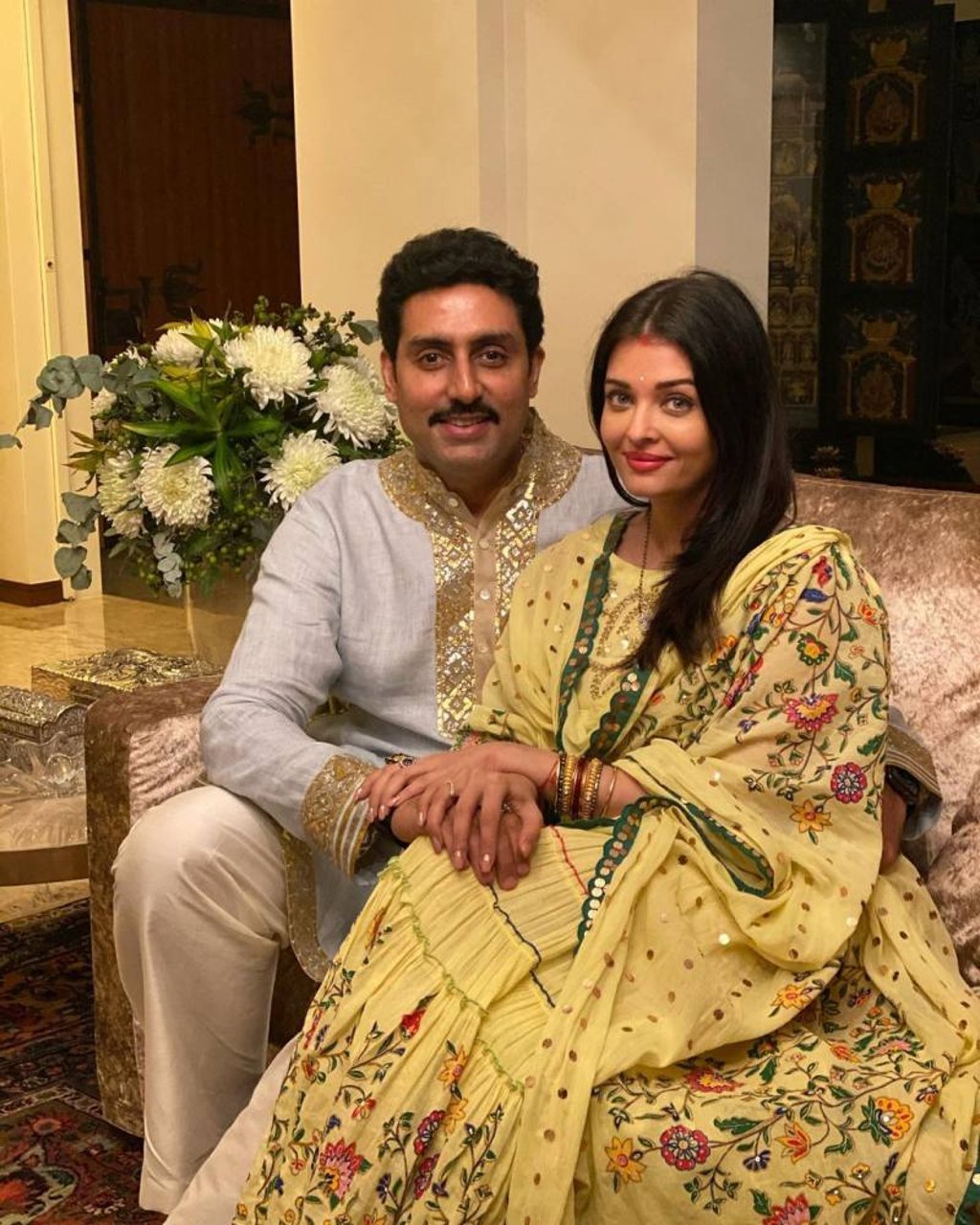 Mansions jewels and supercars for Aishwarya Rai Bachchan 5 ways the Bollywood star splurges her US 100 million fortune South China Morning Post