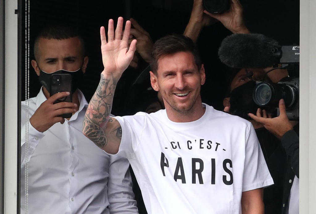 Lionel Messi arrives in Paris to join Paris Saint-Germain on August 10. Photo: Reuters Lionel Messi arrives in Paris to join Paris Saint-Germain on August 10. Photo: Reuters