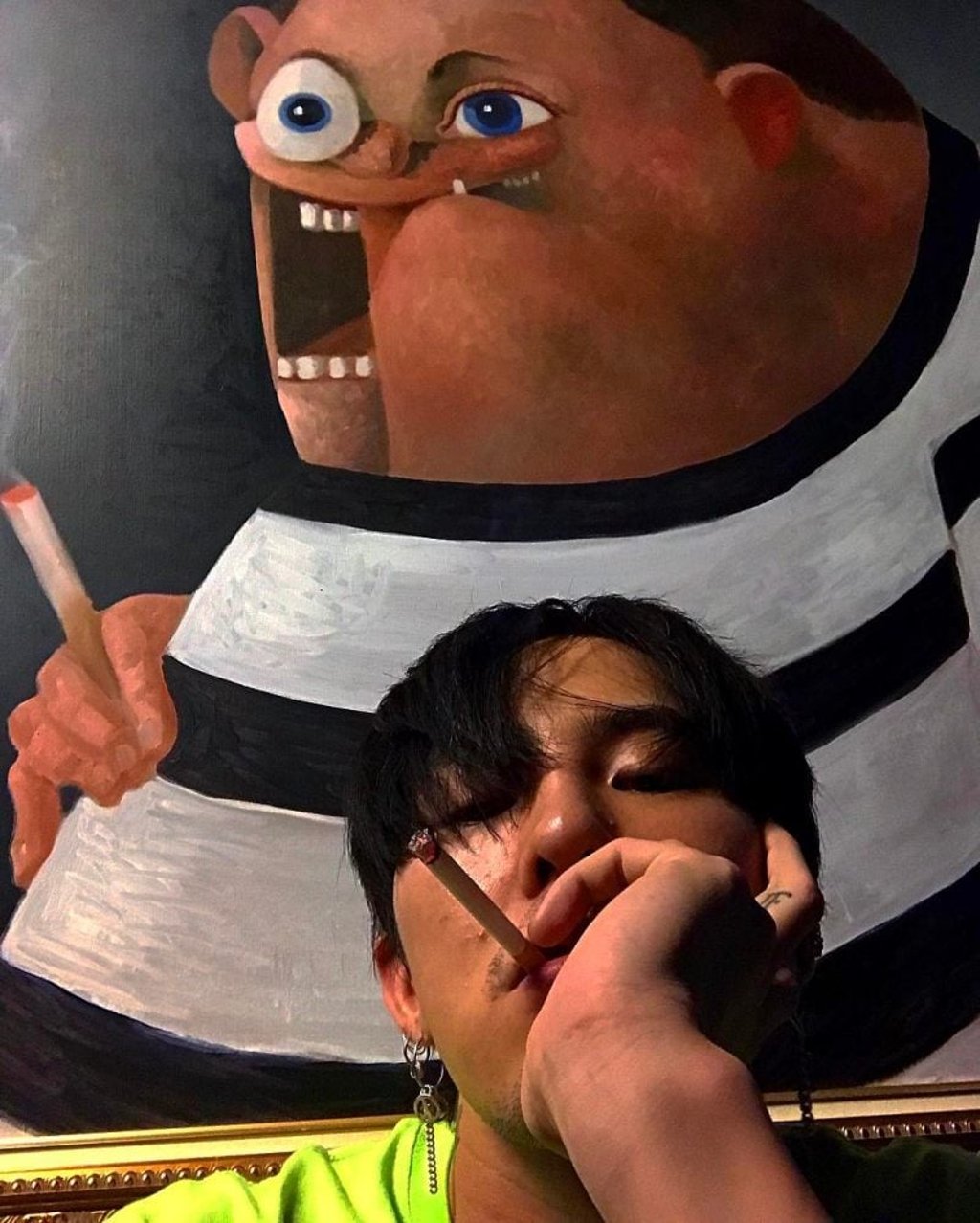G-Dragon’s sense for provocative art is evident in what’s on display in his home. Photo: @xxxibgdrgn/Instagram G-Dragon’s sense for provocative art is evident in what’s on display in his home. Photo: @xxxibgdrgn/Instagram