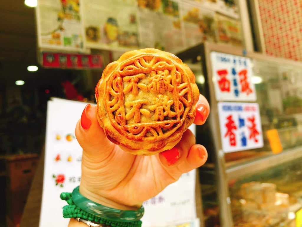 Mooncakes have not just symbolic meaning but have been associated with explicit communication, from 14th century uprisings to the 2019 Hong Kong protests. Photo: Facebook / @wahyeetangcakeshop Mooncakes have not just symbolic meaning but have been associated with explicit communication, from 14th century uprisings to the 2019 Hong Kong protests. Photo: Facebook / @wahyeetangcakeshop