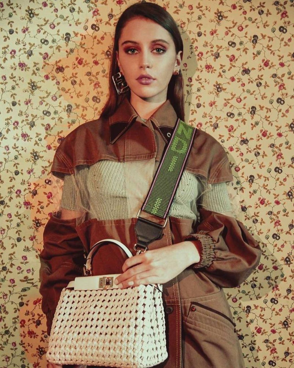 Jude Law and Sadie Frost’s daughter Iris Law has modelled for Miu Miu and Marc Jacobs. Photo: @lirisaw/Instagram