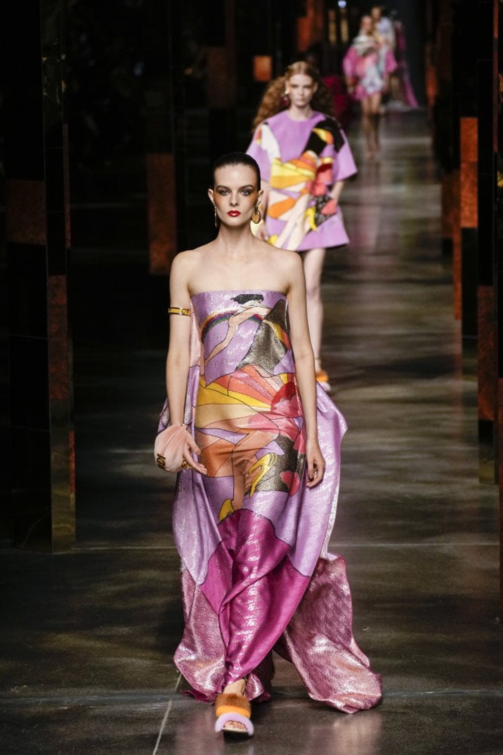 Fendi designer Kim Jones brought 1970s disco-glam-inspired looks to Milan Fashion Week. Photo: AP Fendi designer Kim Jones brought 1970s disco-glam-inspired looks to Milan Fashion Week. Photo: AP