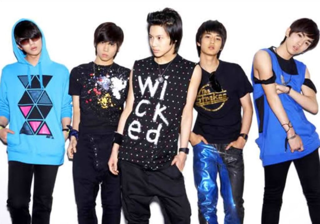 Shinee at the time of their “Replay” album in 2008. Photo: baddestkpoplover.blogspot.com Shinee at the time of their “Replay” album in 2008. Photo: baddestkpoplover.blogspot.com