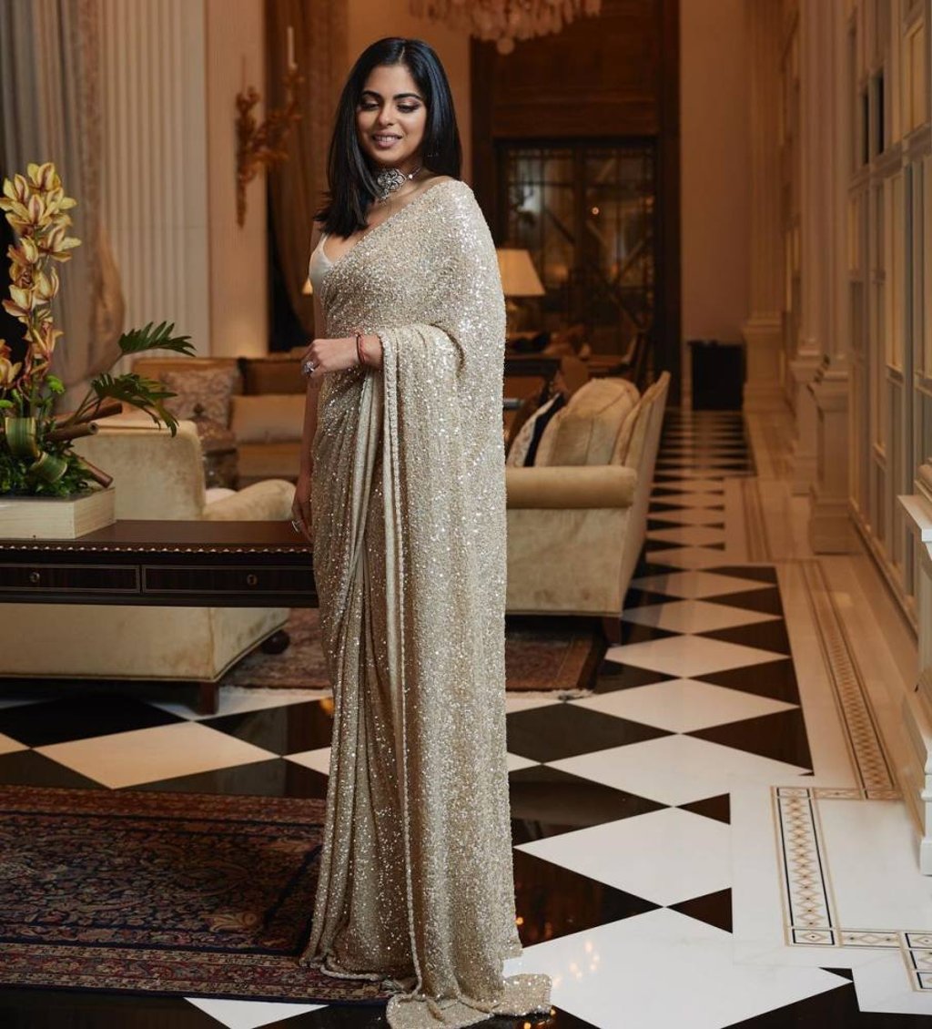 Isha ambani wedding dress clearance