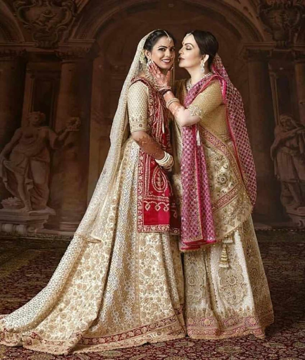 Mukesh ambani daughter dress cheap