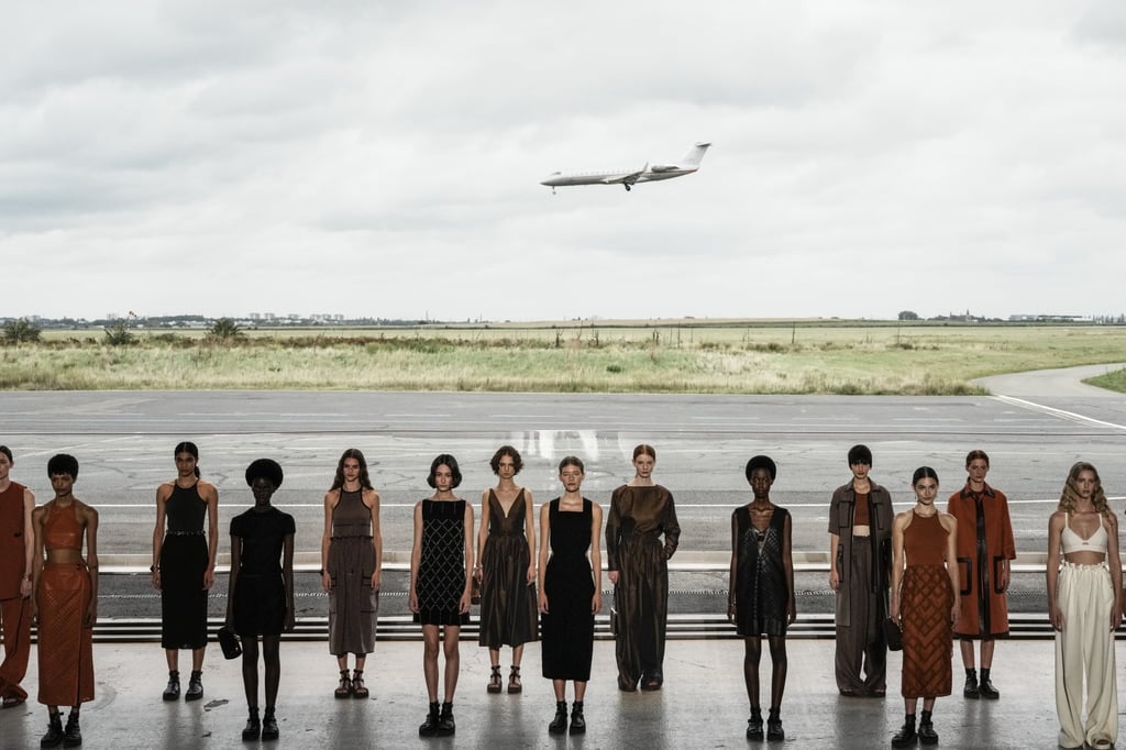 Models wear creations for the Hermès spring-summer 2022 ready-to-wear fashion show presented on October 2, in Paris. Photo: AP Photo Models wear creations for the Hermès spring-summer 2022 ready-to-wear fashion show presented on October 2, in Paris. Photo: AP Photo