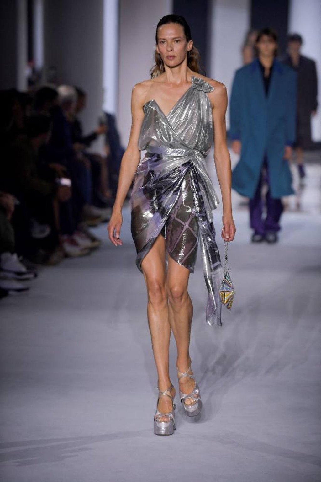 Models present creations for Lanvin during the women’s spring/summer 2022 ready-to-wear collection fashion show at The Salle Pleyel, in Paris, as part of Paris Fashion Week, on October 3. Photo: AFP Models present creations for Lanvin during the women’s spring/summer 2022 ready-to-wear collection fashion show at The Salle Pleyel, in Paris, as part of Paris Fashion Week, on October 3. Photo: AFP