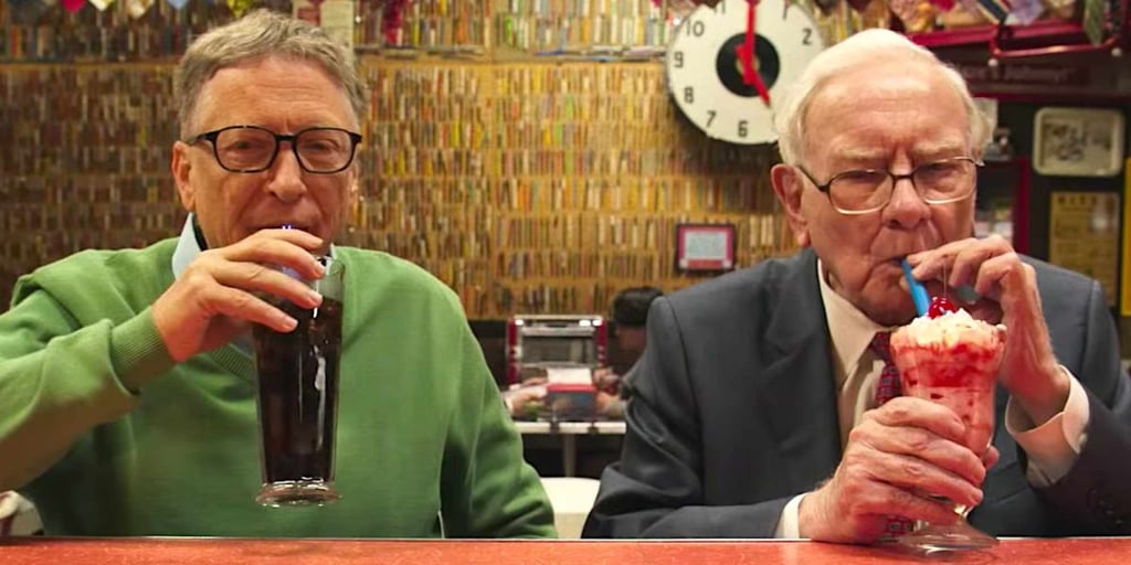 Bill Gates and Warren Buffett have a rounded view of philanthropy. Photo: @marciojmsilva/Twitter Bill Gates and Warren Buffett have a rounded view of philanthropy. Photo: @marciojmsilva/Twitter