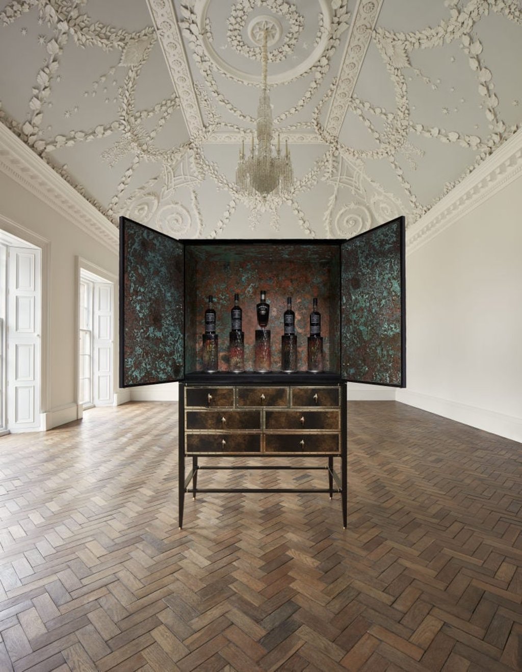 The Black Bowmore Archive Cabinet features five prize bottles from between 1993 and 2016 that fetched a record US$563,000. Photo: Sotheby’s