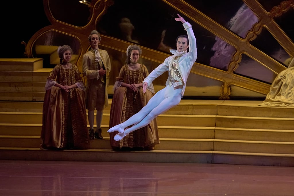 Wei Wei as Prince Désiré. Photo: Hong Kong Ballet