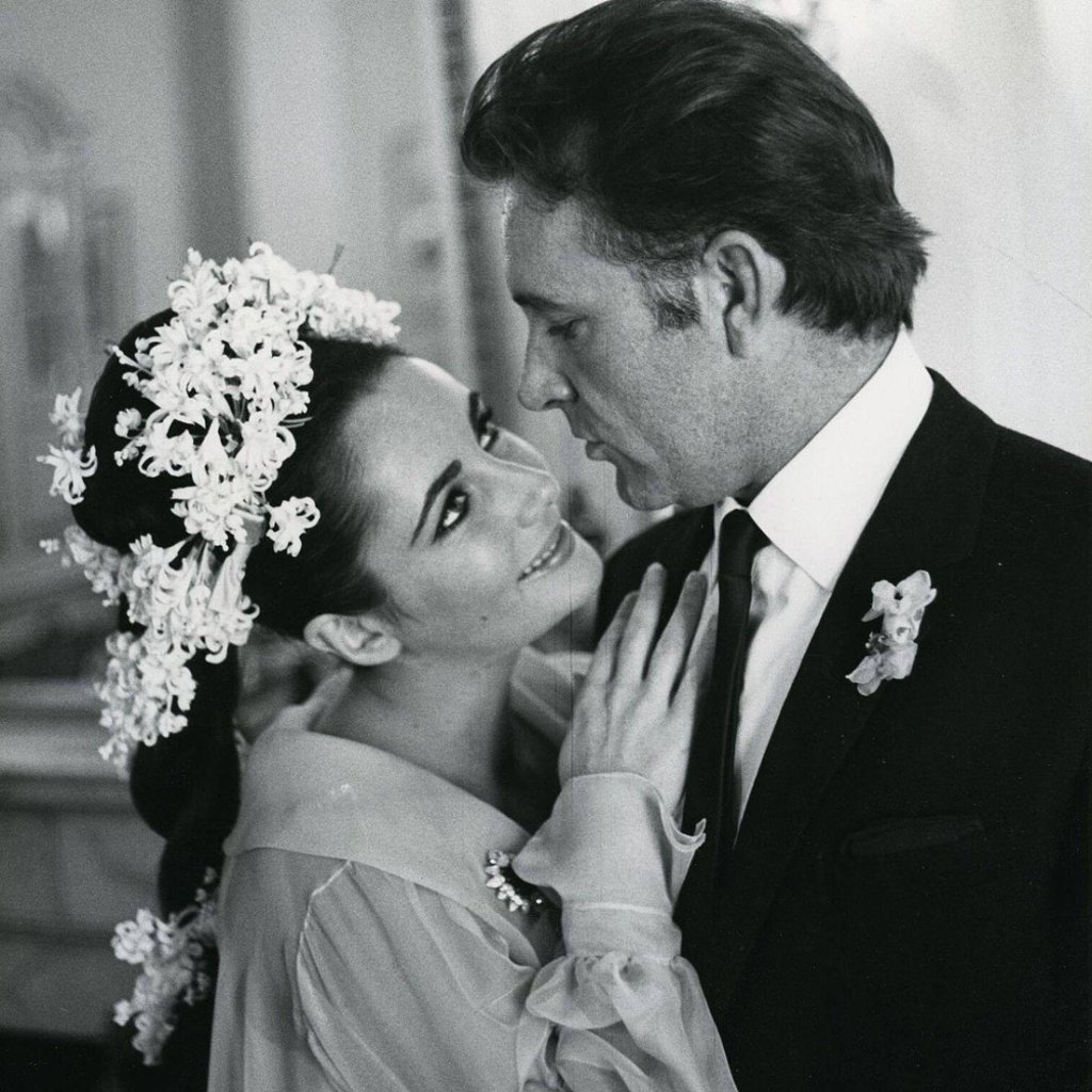 Elizabeth Taylor wore a yellow wedding dress to her 1964 wedding to Richard Burton. Photo: @elizabethtaylor/Instagram Elizabeth Taylor wore a yellow wedding dress to her 1964 wedding to Richard Burton. Photo: @elizabethtaylor/Instagram