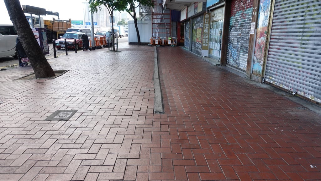 A strip of pavement in Causeway Bay believed to be a remnant of a forgotten shopfront. Photo: HKU Faculty of Architecture students