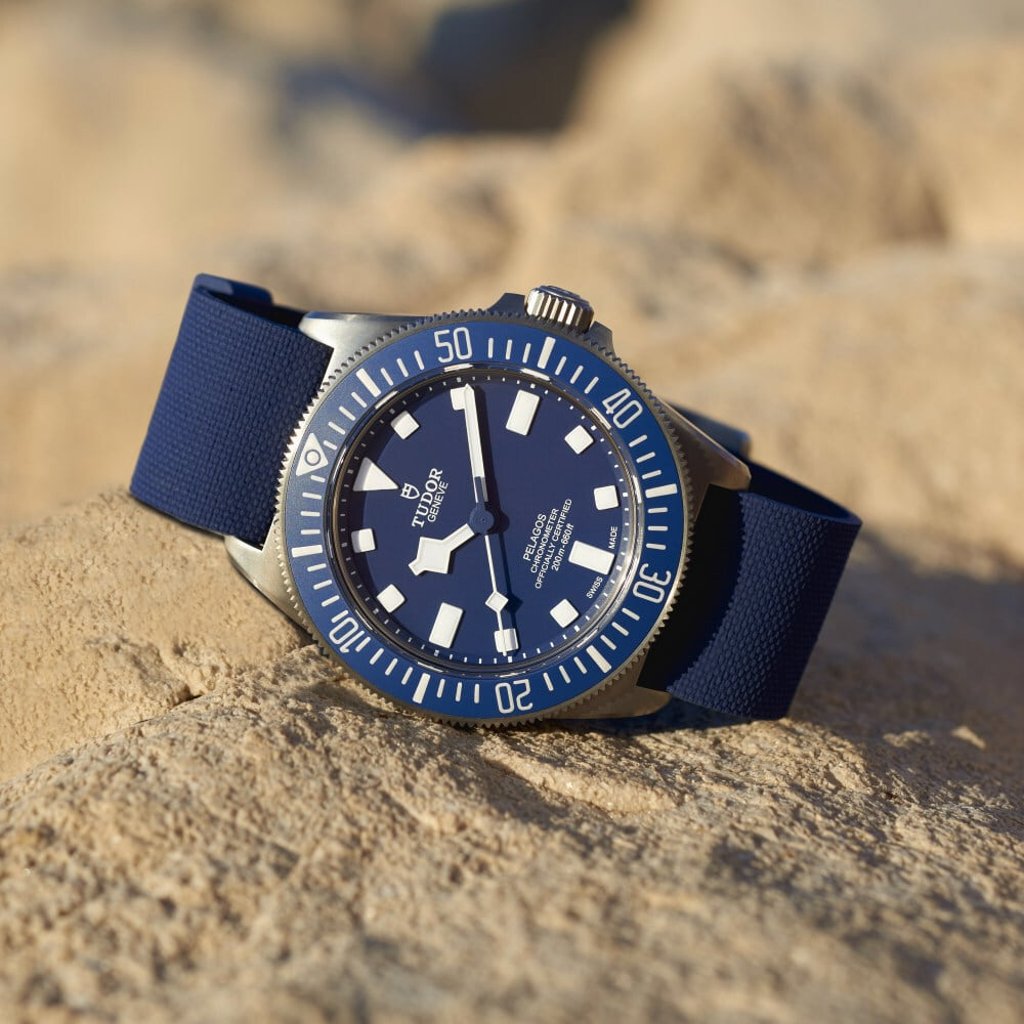 Pelagos FXD with rubber strap and the brand’s trademark “snowflake” hands.