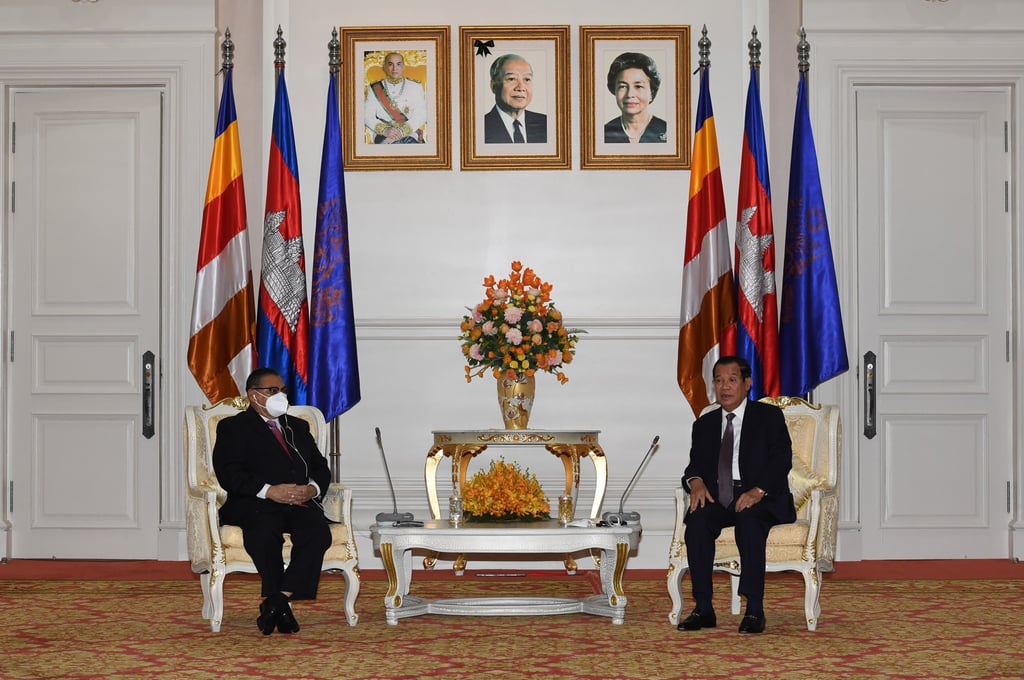 Myanmar’s Foreign Minister Wunna Maung Lwin, left, meets Cambodian Prime Minister Hun Sen at the Peace Palace in Phnom Penh on Tuesday. Photo An Khoun Samaun NTC Handout via EPA Myanmar’s Foreign Minister Wunna Maung Lwin, left, meets Cambodian Prime Minister Hun Sen at the Peace Palace in Phnom Penh on Tuesday. Photo An Khoun Samaun NTC Handout via EPA