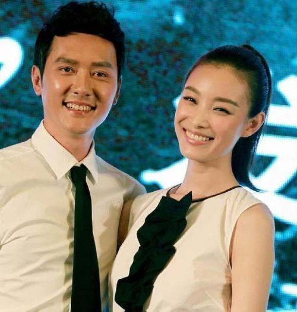 Zhao Liying and Feng Shaofeng. Photo: 鱼酱子饭团/Weibo Zhao Liying and Feng Shaofeng. Photo: 鱼酱子饭团/Weibo