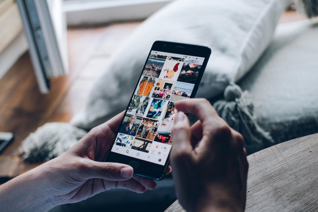 Instagram will soon allow parents to see how much time their teens spend on Instagram and set time limits. Photo: Shutterstock