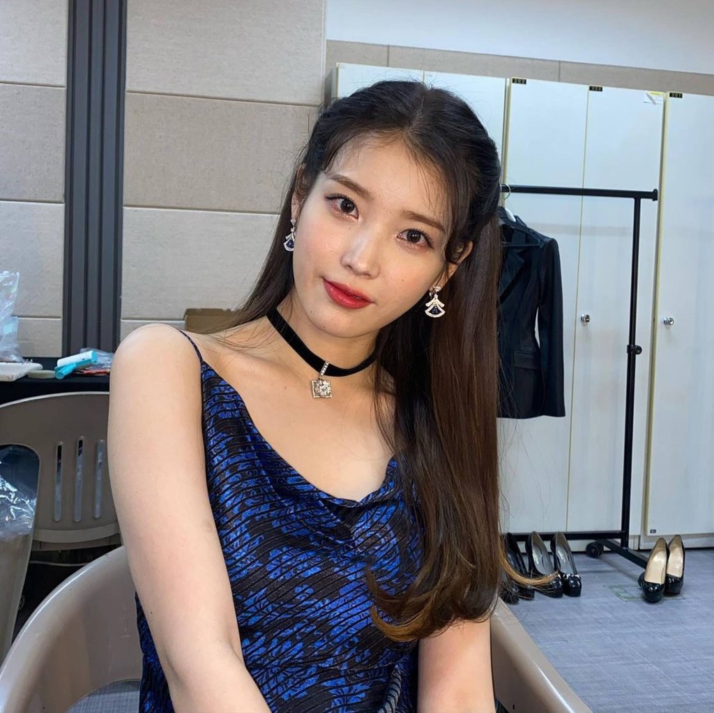 The popular solo singer has been dubbed the “nation’s little sister”. Photo: @dlwlrma/Instagram The popular solo singer has been dubbed the “nation’s little sister”. Photo: @dlwlrma/Instagram