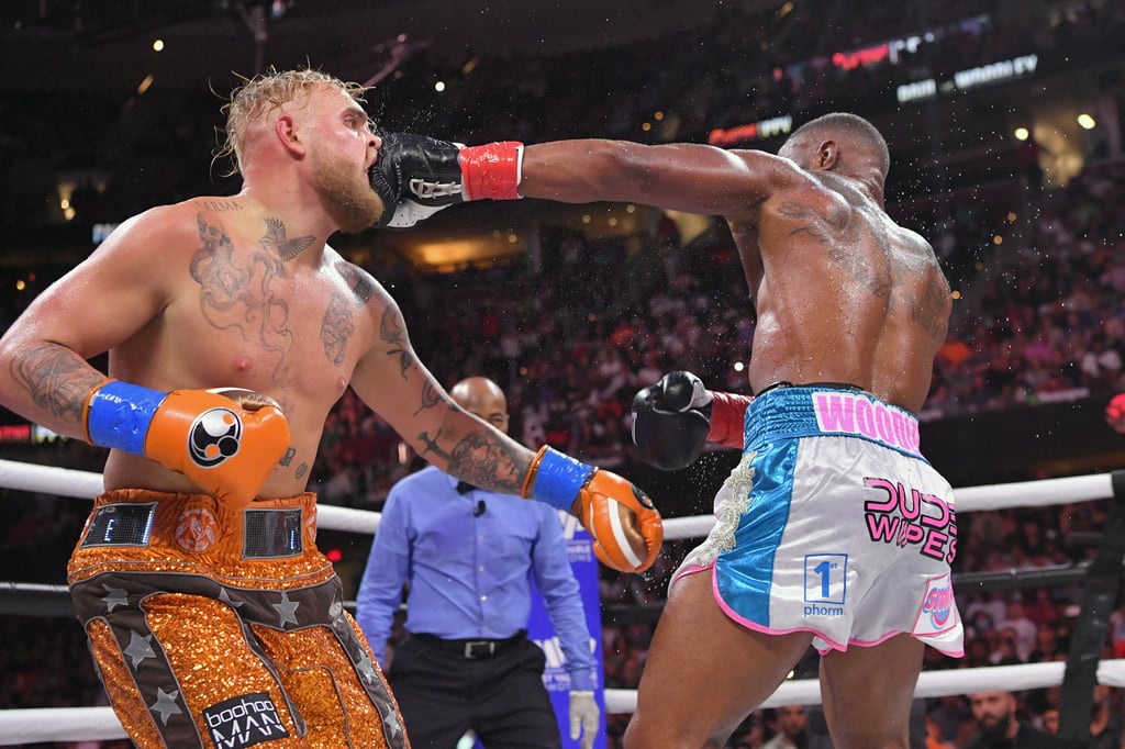 Tyron Woodley (right) punches Jake Paul in their cruiserweight bout during a Showtime pay-per-view event at Rocket Mortgage Fieldhouse on August 29, 2021 in Cleveland, Ohio. Photo: Jason Miller/Getty Images Tyron Woodley (right) punches Jake Paul in their cruiserweight bout during a Showtime pay-per-view event at Rocket Mortgage Fieldhouse on August 29, 2021 in Cleveland, Ohio. Photo: Jason Miller/Getty Images