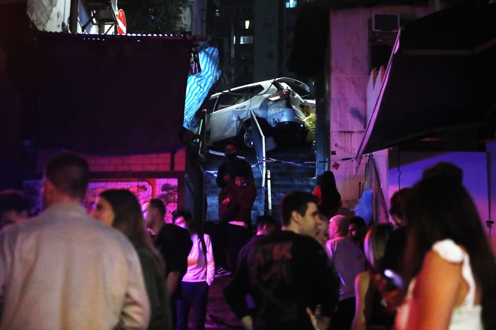 A police investigation into the SoHo crash indicated the driverless vehicle was rolling backwards downhill on Peel Street when it ran across Staunton Street and into pedestrians on the opposite pavement. Photo: Edmond So
