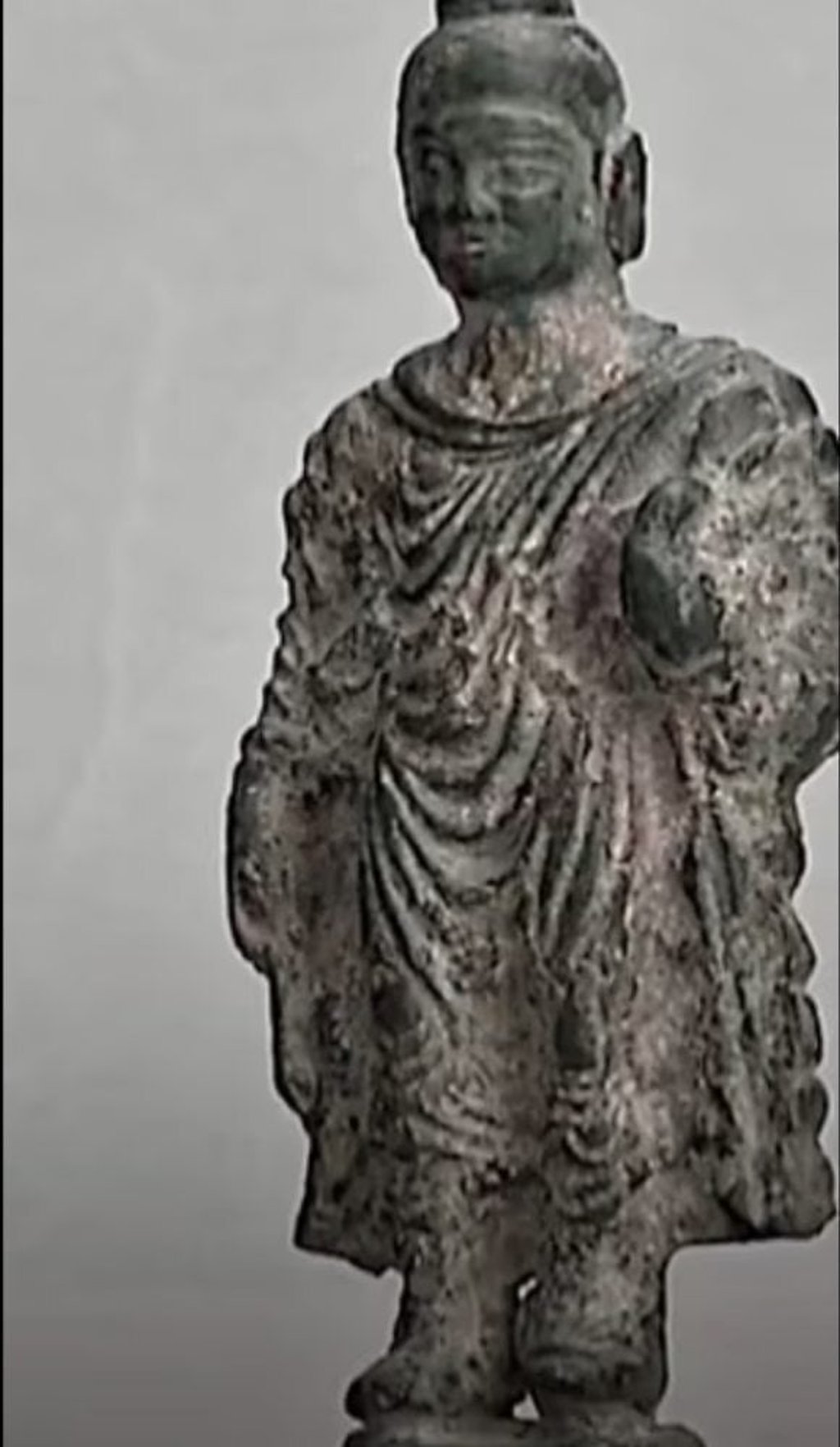 This statue depicts the Shakyamuni Buddha, another name for the Buddha after enlightenment. Photo: Xinhua