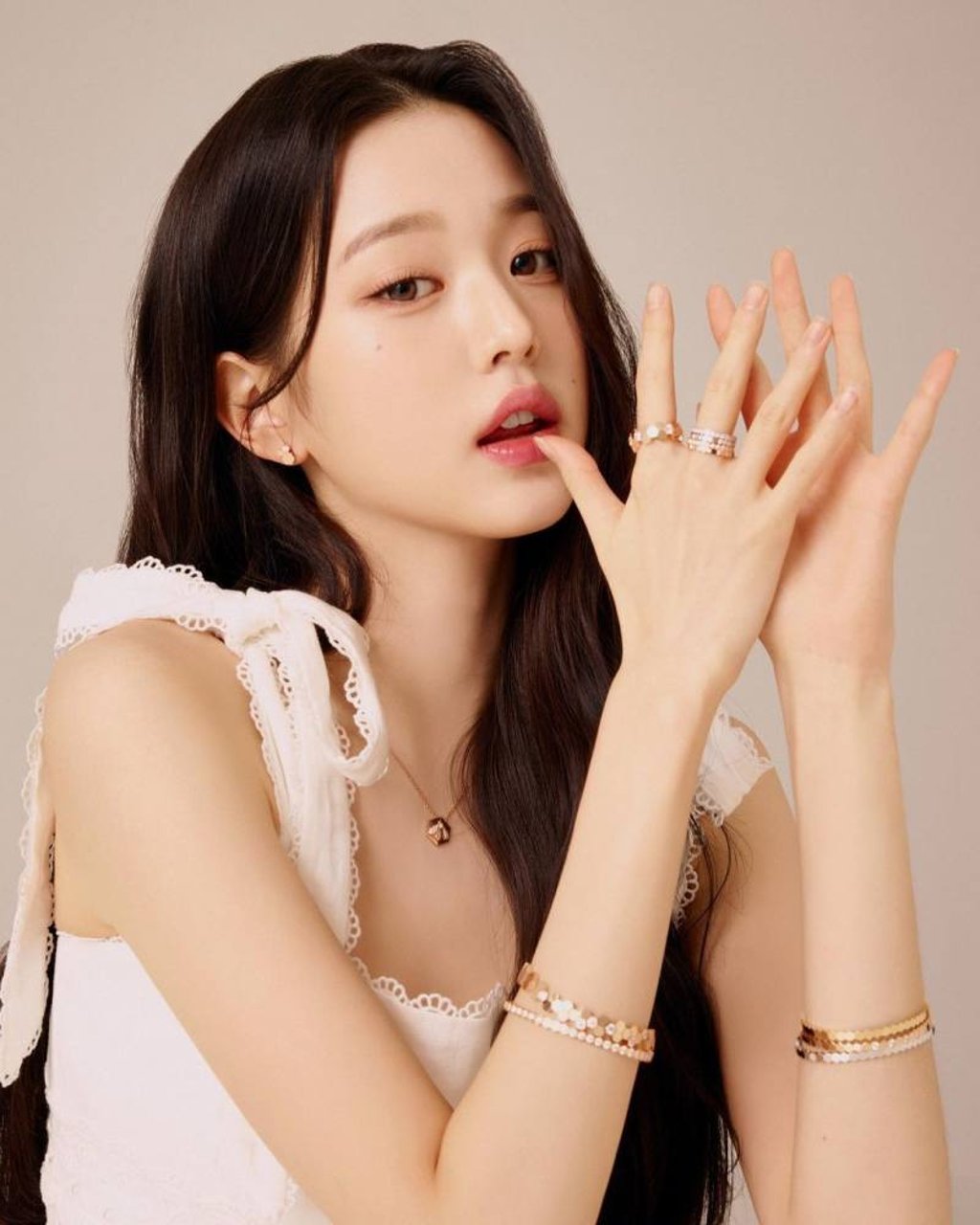 K-pop star Wonyoung a vocalist in girl group Ive. Photo: @for_everyoung10/Instagram K-pop star Wonyoung a vocalist in girl group Ive. Photo: @for_everyoung10/Instagram