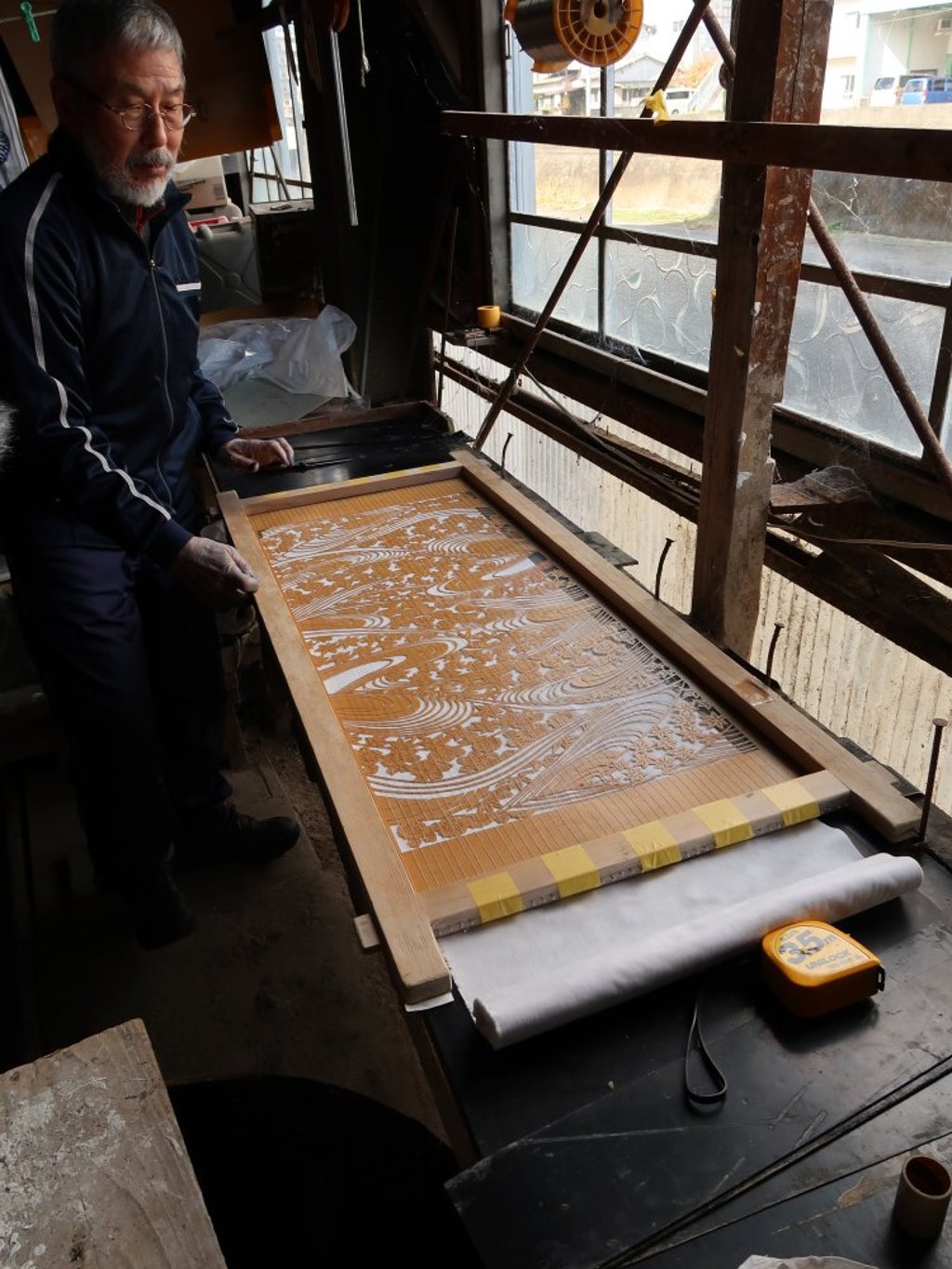 Toshiharu Furusho, a sixth-generation traditional indigo dyer, has been working with indigo for 50 years. Photo: Julian Ryall