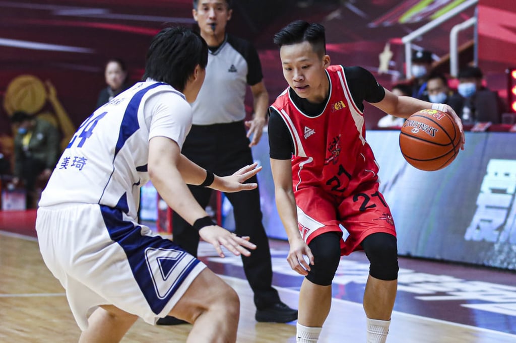 Li Tsz-kwan dribbles the ball for Shaanxi Tianze. Photo: Osports Li Tsz-kwan dribbles the ball for Shaanxi Tianze. Photo: Osports