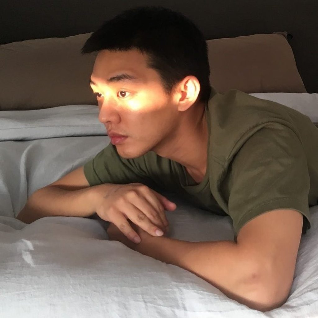 Yoo Ah-in stars in Netflix’s Hellbound. Photo: @hongsick/Instagram