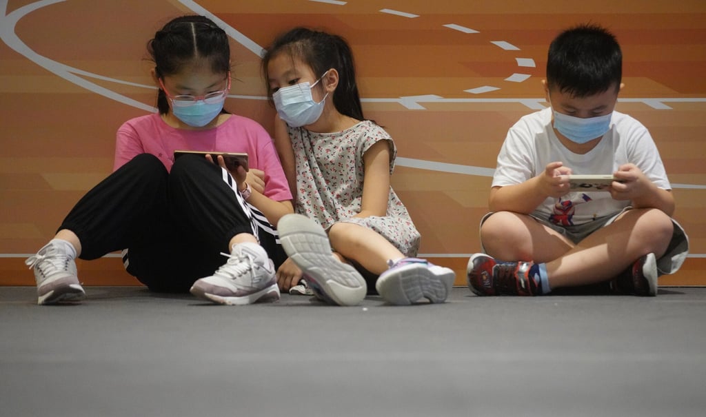 Some parents are concerned about the long-term side effects of Covid-19 vaccines on younger children. Photo: Winson Wong Some parents are concerned about the long-term side effects of Covid-19 vaccines on younger children. Photo: Winson Wong