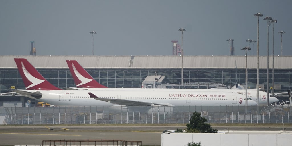 Cathay Dragon planes at Hong Kong International Airport. Photo: Felix Wong Cathay Dragon planes at Hong Kong International Airport. Photo: Felix Wong