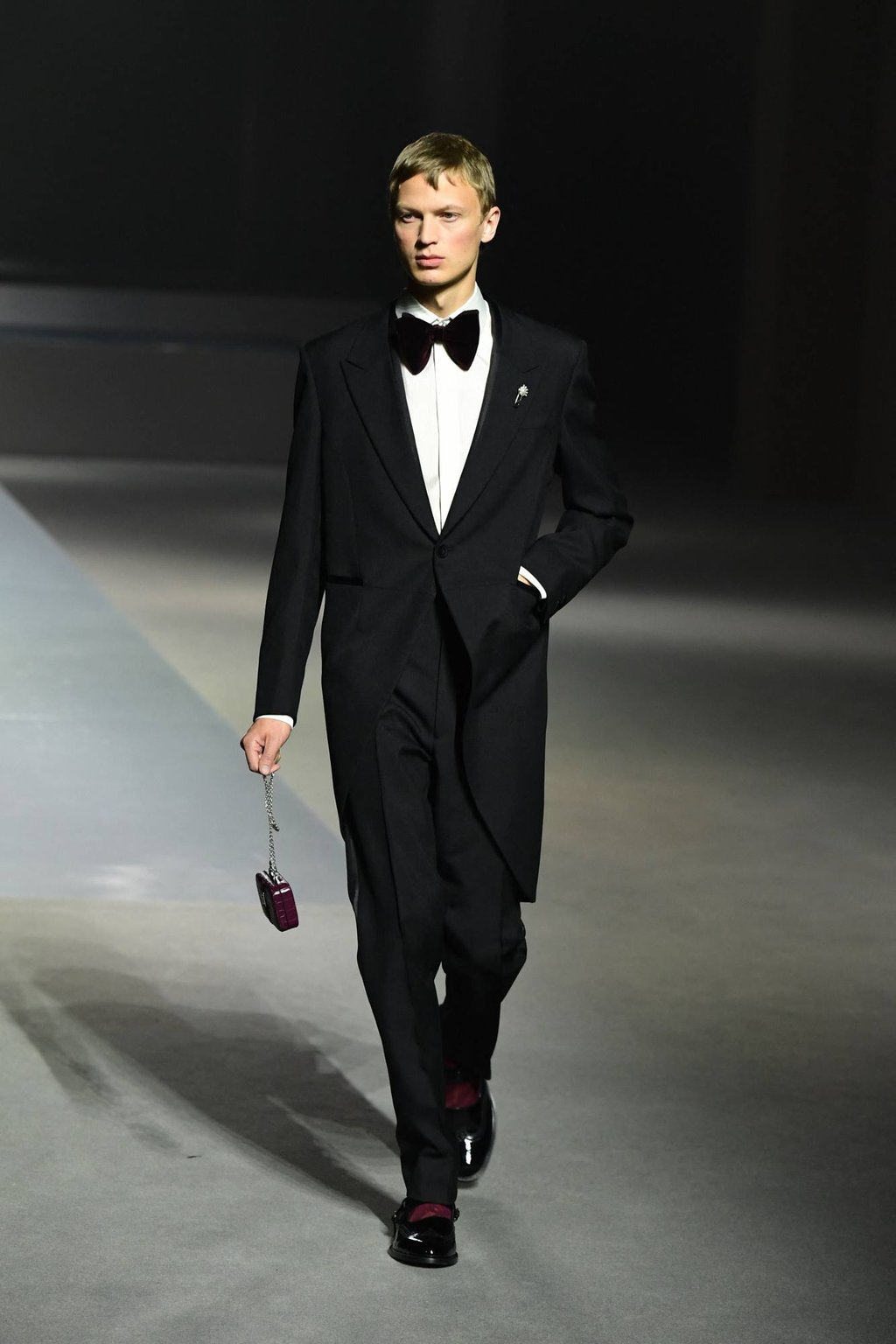 Milan Men s Fashion Week 2022 Is Fendi levelling up the gender bending menswear trend The luxury fashion maison brought boundary defying feminine silhouettes to its autumn winter show South China Morn...