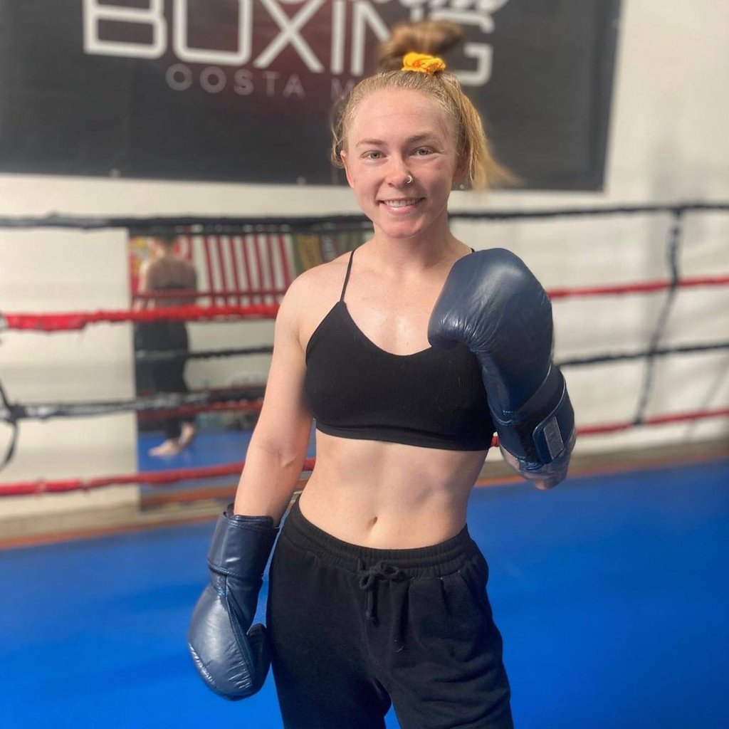 Kay Hansen trains for a UFC 270 fight with Jasmine Jasudavicius. Photo: Instagram/@kayhansenmma