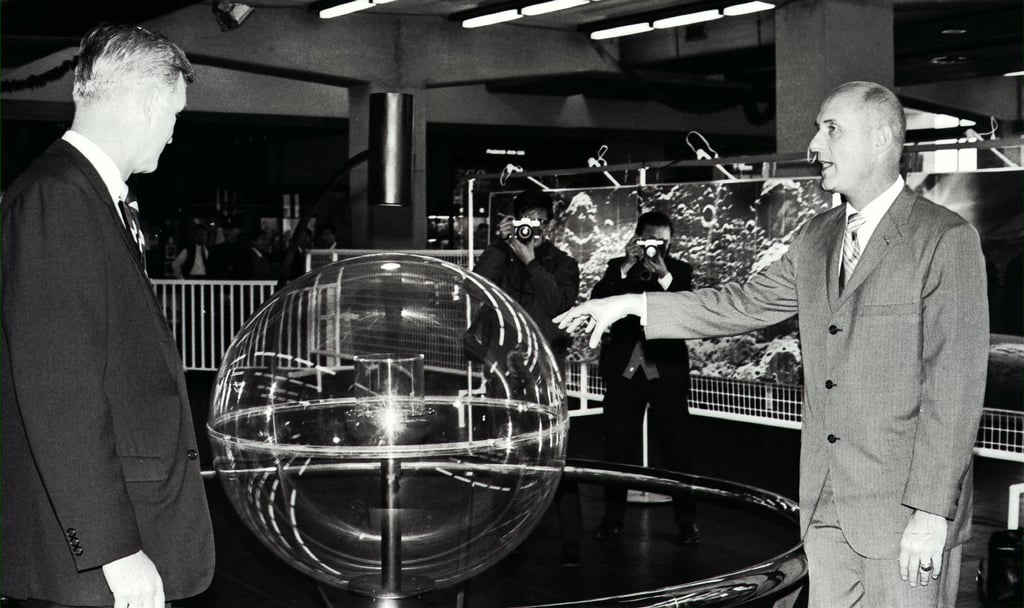 American astronaut Tom Stafford (right) at the Moon Rock Exhibition at Ocean Terminal. Photo: SCMP