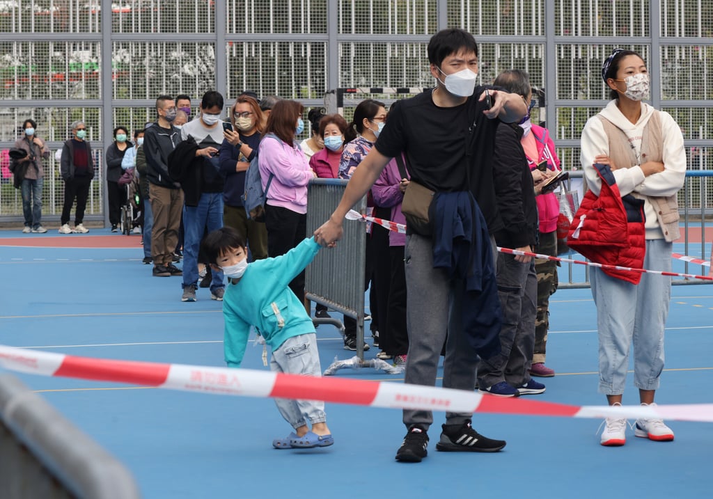 Hong Kong residents line up for Covid testing in Victoria Park, Causeway Bay, on Saturday. Photo: Nora Tam Hong Kong residents line up for Covid testing in Victoria Park, Causeway Bay, on Saturday. Photo: Nora Tam