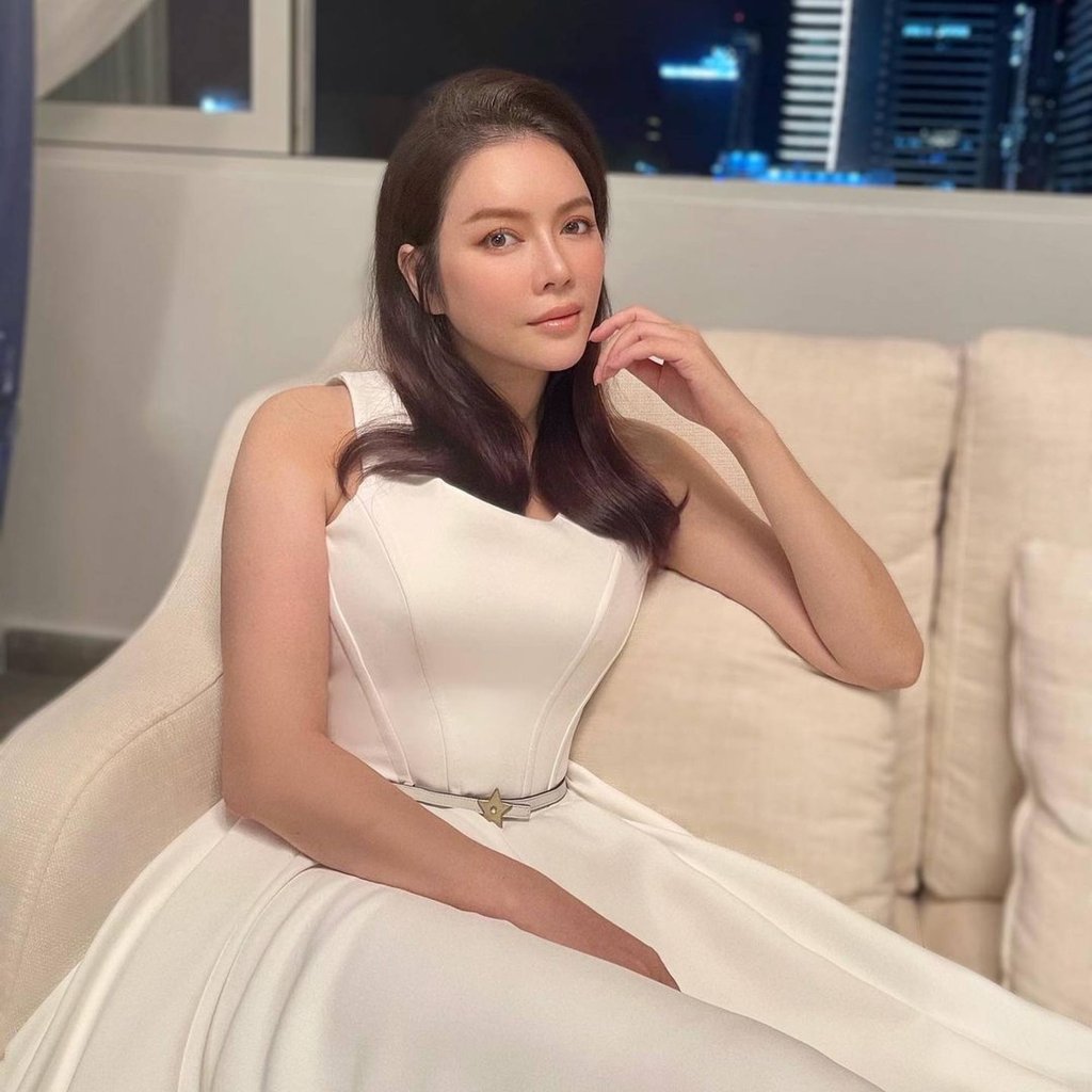 Ly Nha Ky at home in a relaxed mood. Photo: @lynhaky_artist/Instagram Ly Nha Ky at home in a relaxed mood. Photo: @lynhaky_artist/Instagram