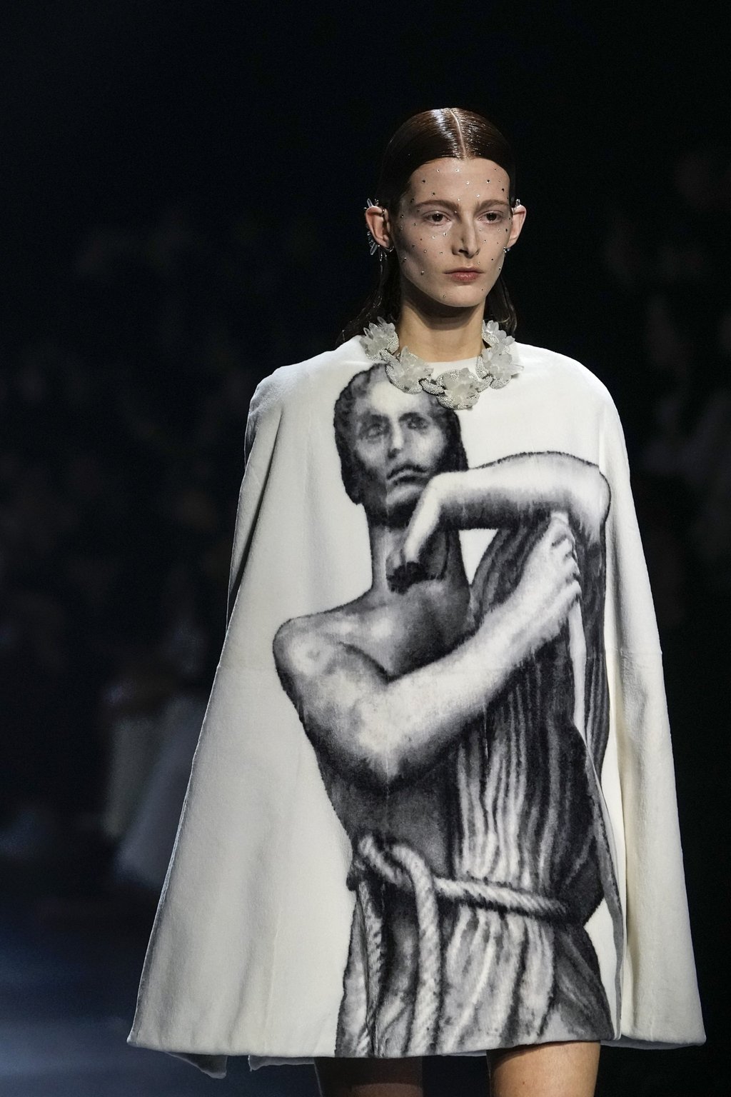 Kim Jones conjures up a celestial Roman fantasy on Fendi s Paris runway the British designer played with heavenly themes and cut down on fur in his spring summer 2022 haute couture