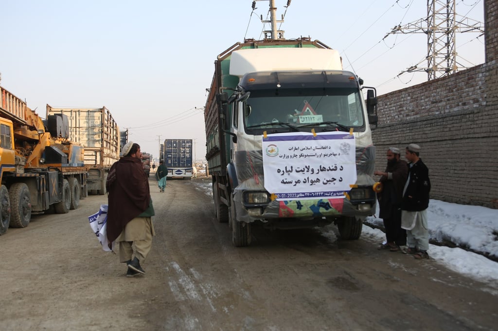 Trucks in Kabul prepare to deliver Chinese aid to four provinces on Saturday. Photo: Xinhua Trucks in Kabul prepare to deliver Chinese aid to four provinces on Saturday. Photo: Xinhua