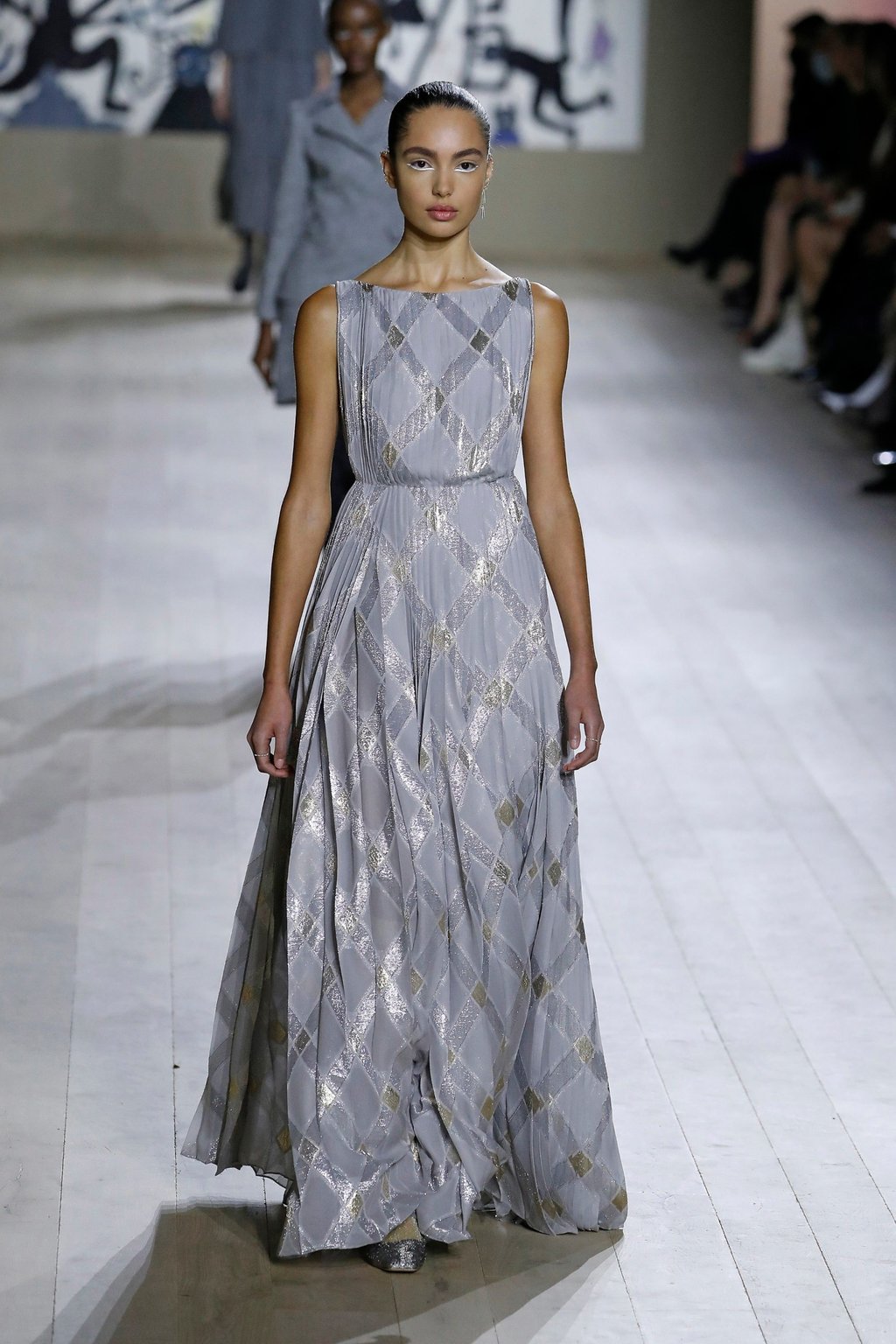 A model presents a creation from Christian Dior’s Spring/Summer 2022 Haute Couture collections during Paris Fashion Week on January 24. Photo: Xinhua A model presents a creation from Christian Dior’s Spring/Summer 2022 Haute Couture collections during Paris Fashion Week on January 24. Photo: Xinhua