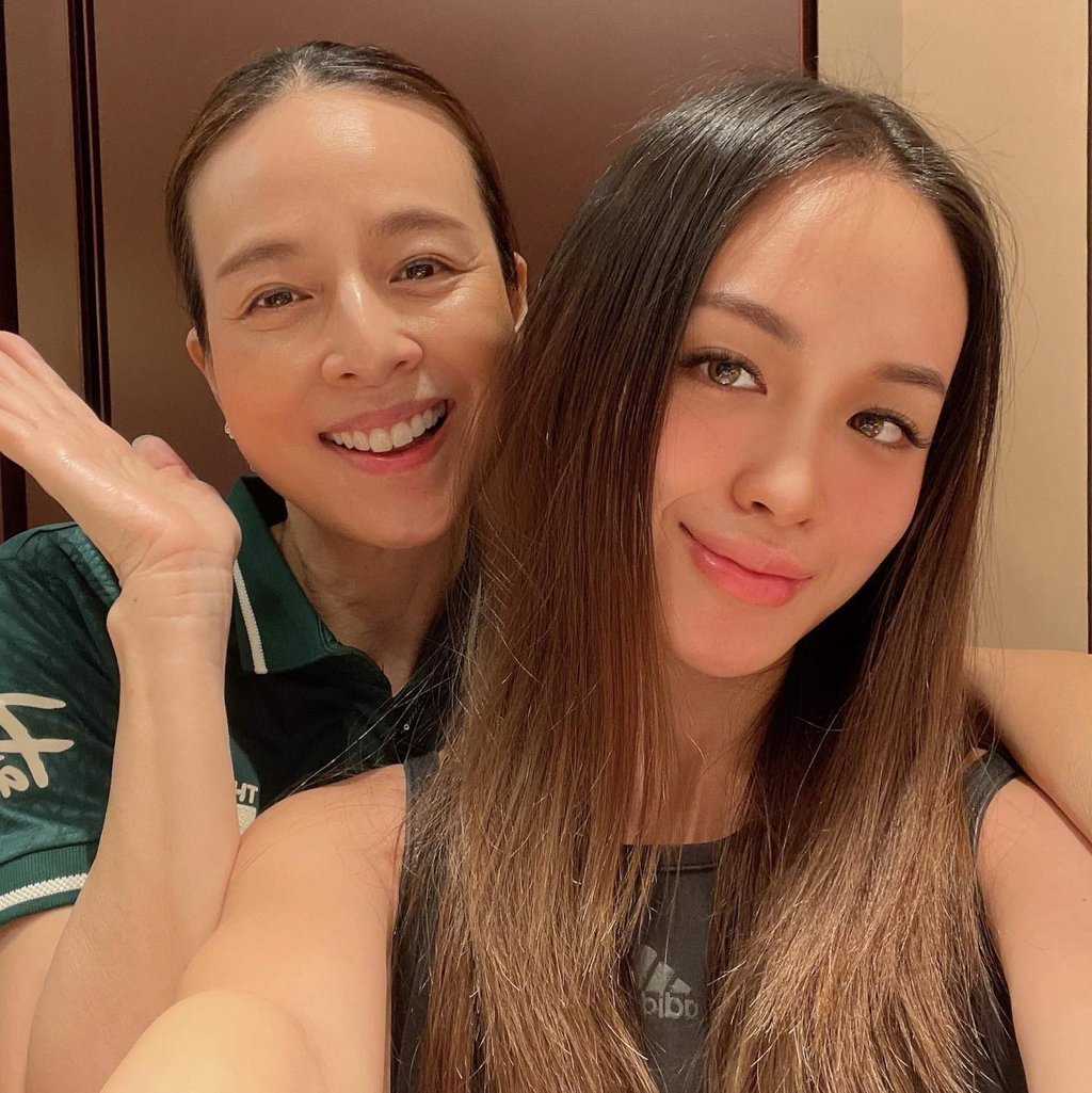 Image Nualphan Lamsam image beautiful image beautiful image beautiful - 5 things to know about Thai billionaire Nualphan Lamsam: Madam ...