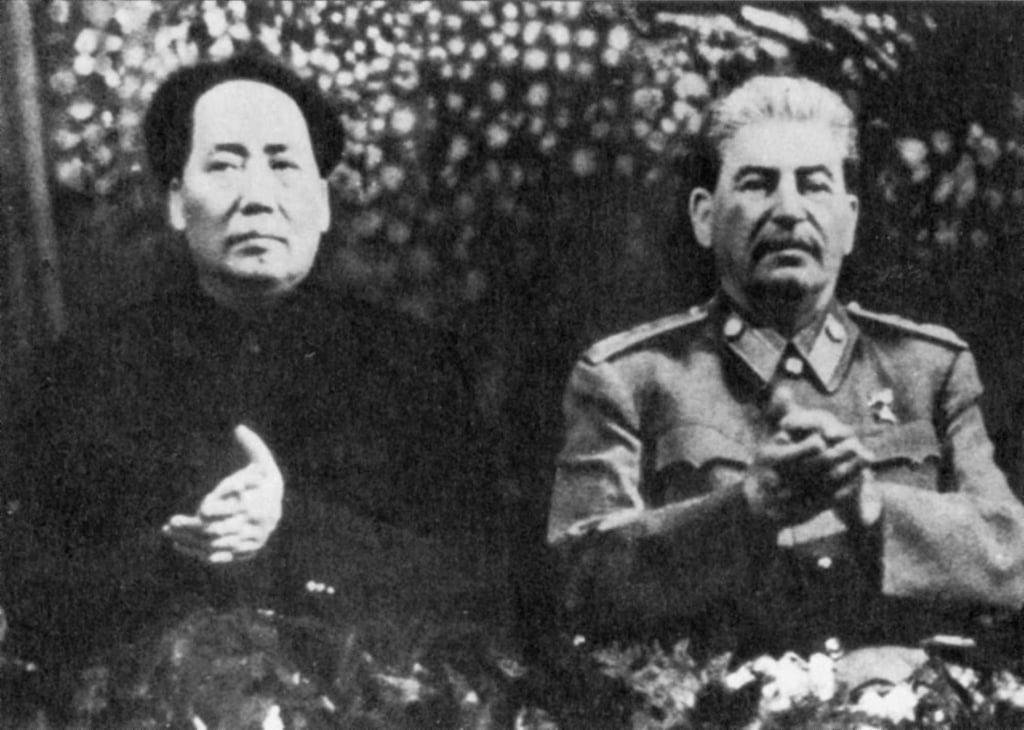 The late Chinese leader Mao Zedong with the late Soviet Union leader, Joseph Stalin, more than seven decades ago, around the time the Soviet Union seized the Kuril Islands. Now, Japan fears that pressuring Russia over Ukraine might push Moscow closer to Beijing, analysts say, making it harder to return the islands to Japanese control. The late Chinese leader Mao Zedong with the late Soviet Union leader, Joseph Stalin, more than seven decades ago, around the time the Soviet Union seized the Kuril Islands. Now, Japan fears that pressuring Russia over Ukraine might push Moscow closer to Beijing, analysts say, making it harder to return the islands to Japanese control.