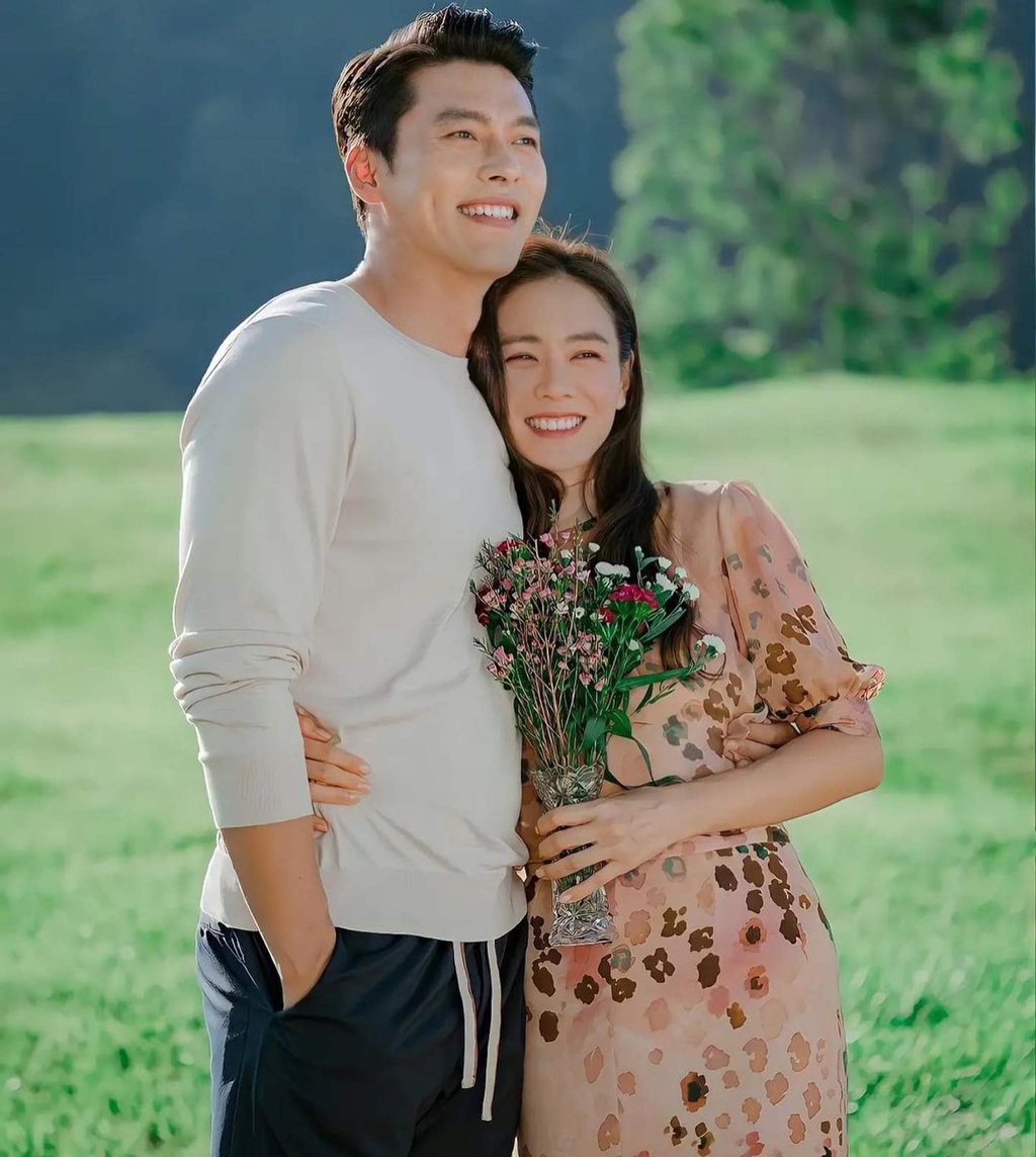 Son Ye-jin and Hyun Bin’s off-screen chemistry is just as strong as it was in Crash Landing on You. Photo: @hyunbin_actor/Instagram Son Ye-jin and Hyun Bin’s off-screen chemistry is just as strong as it was in Crash Landing on You. Photo: @hyunbin_actor/Instagram